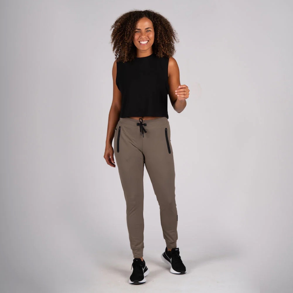 067EA.- Endeavor Athletic The Movement Jogger - Taupe . Size Large
